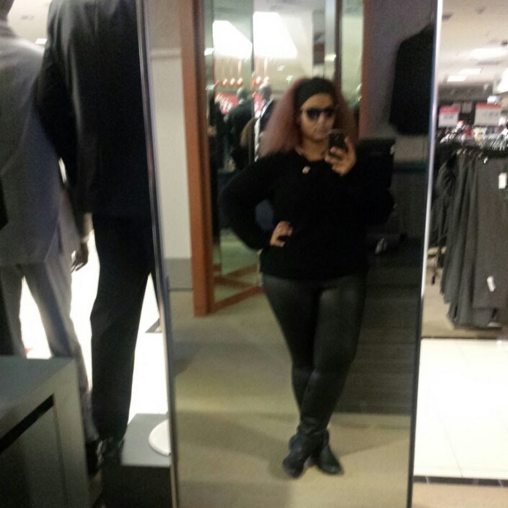 Meet your Posher, Harmony